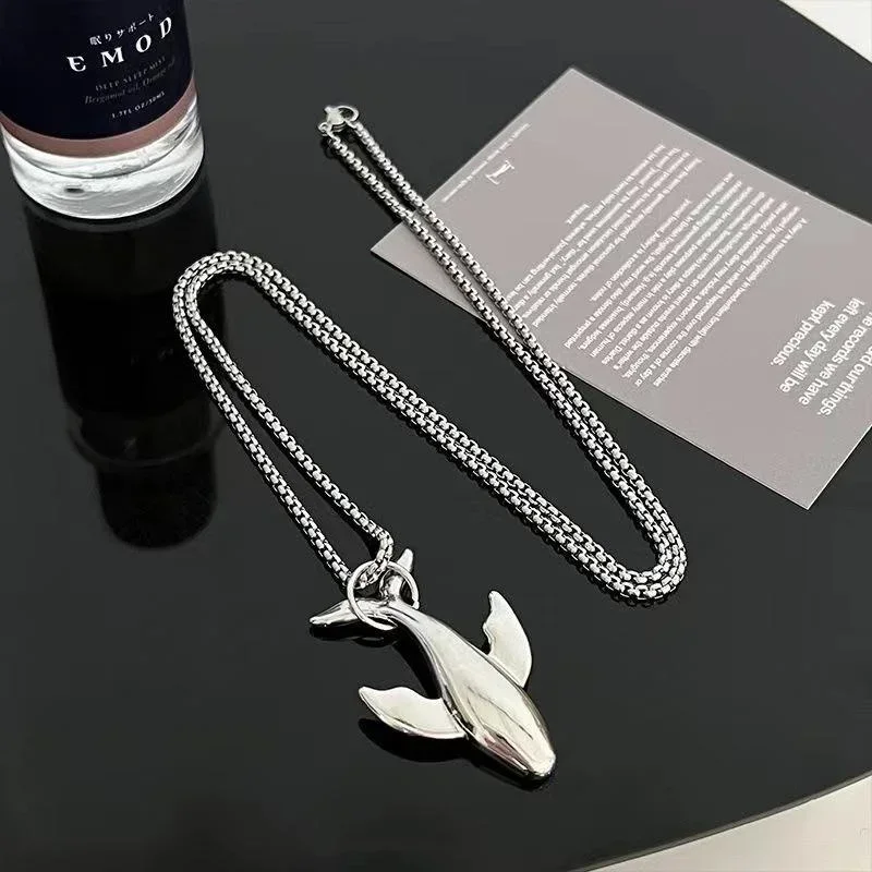 Women Summer Fashion Whale Drop Necklace Pendant Titanium Steel Retro Cartoon Big Fish Neckchain Collar Chain Accessories