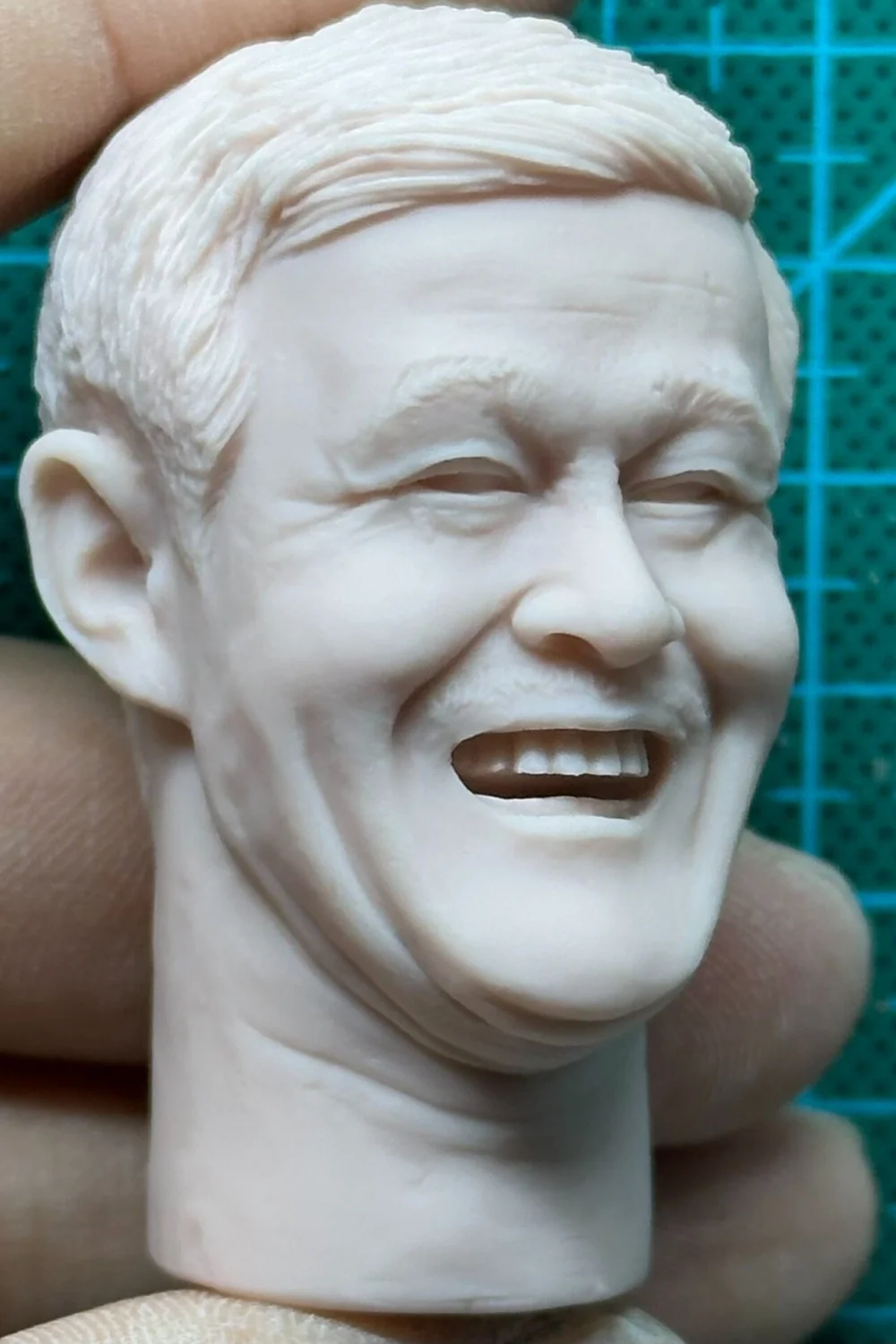 1/6  Famous Classic Comedy Male Actor Zhao Benshan Toothed Smile Unpainted Head Carving Model Fit 12inchs Action Figure Body