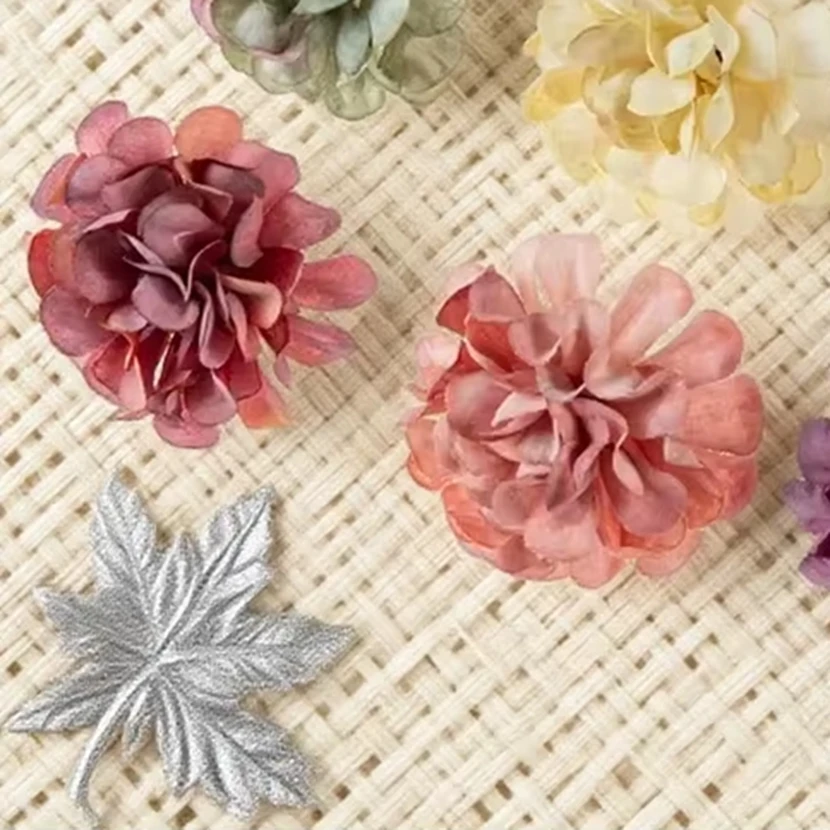 

50/100pcs Artificial Flowers Silk Hydrangea Head Scrapbook Christmas Tree Decoration Home Room Table Wedding DIY Gifts Candy Box