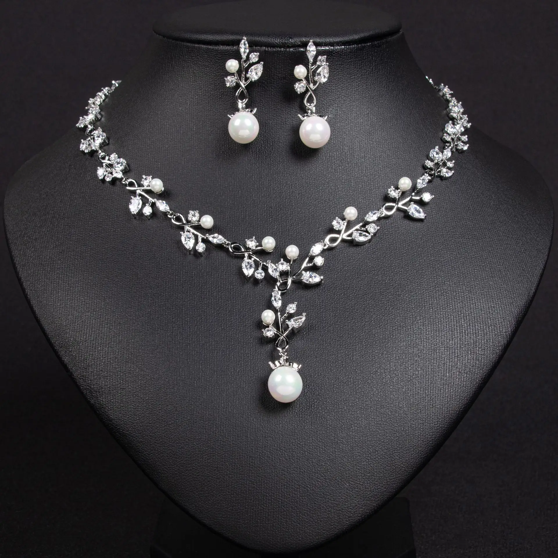 

Exquisite Classic Cute Pearl Leaf Ambience Jewellery Necklace Earrings 2 Pcs Wedding Banquet Women Party Gift Dress M-595