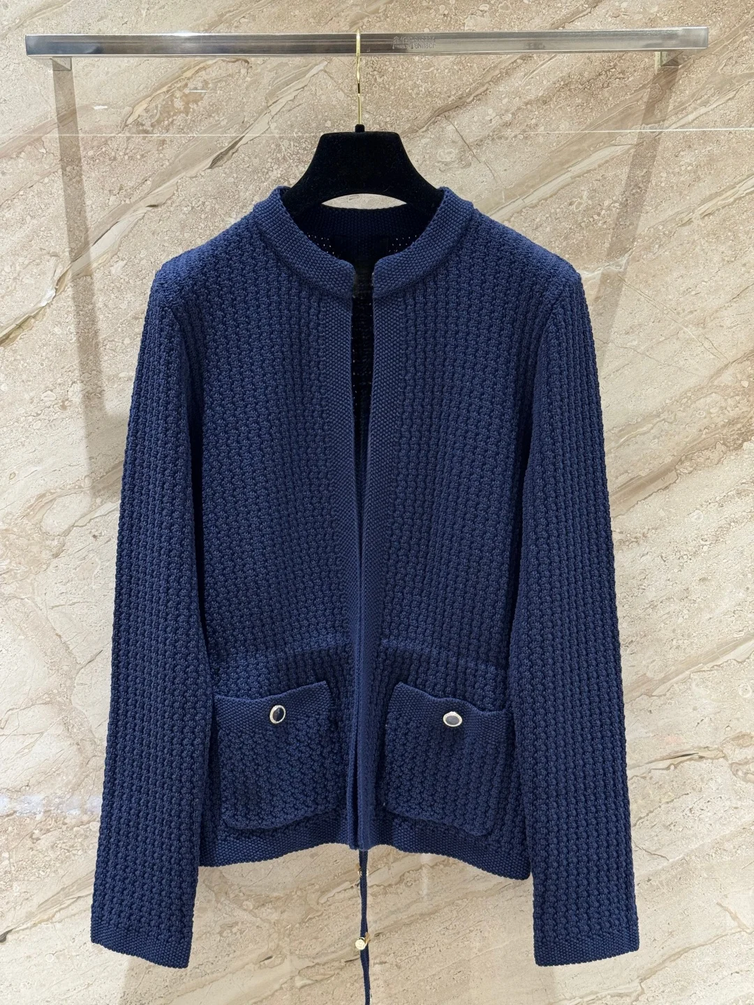 

Women S Cashmere Blend Knit Cardigan French Fashion Slim Fit 2026 New Arrival Ladies Elegant Commuter Knitwear Outerwear