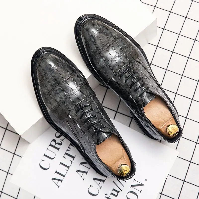 

Leather oes for Men Big Size Leisure Vintage Patchwork Color Casual Leather oes Floral Pring Stone Pattern Faionable...