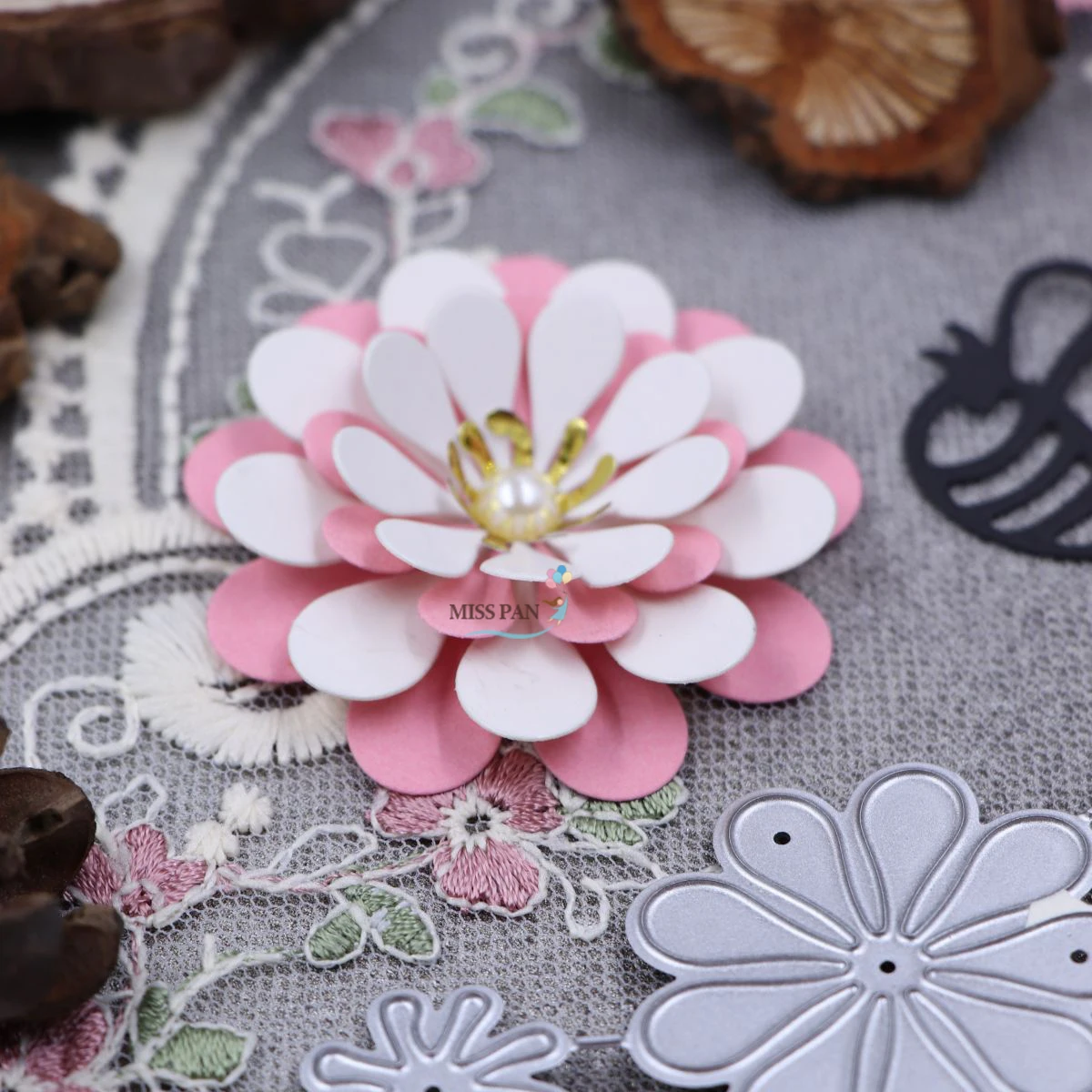 3D Flower Metal Dies Cutting for Scrapbooking Embossing DIY Manual Photo Album Decor Knife Mold Craft Petal Stencils