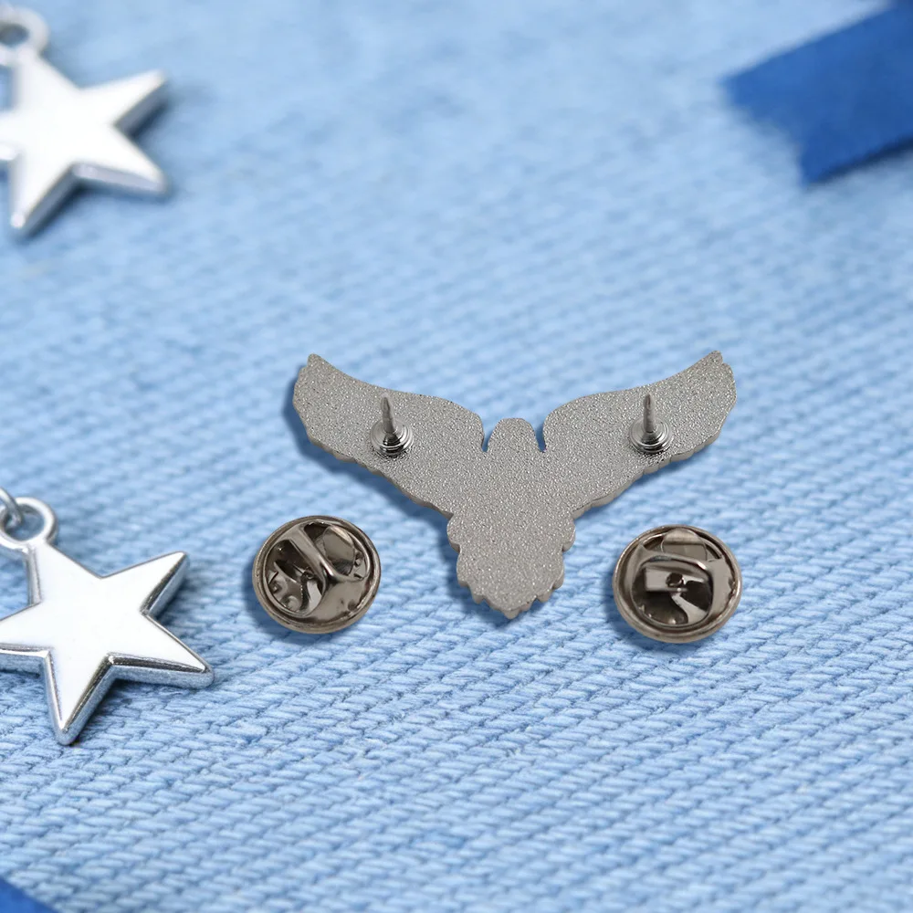 1pc USA Flag Bald Eagle Brooch, Retro Winged Eagle Badge, American Military Style Collectible Pin, Unique Outfit Accessory