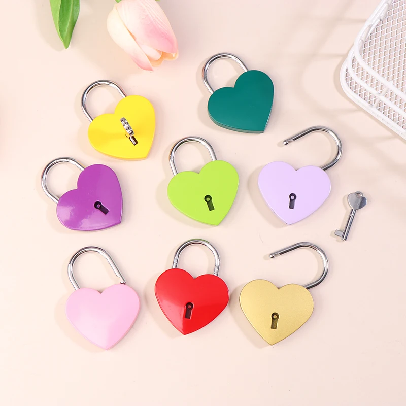 1PC Vintage Heart Shaped Padlock Small With Key Anti-theft Padlock Cute Travel Jewellery Box Diary Luggage Lock Accessories