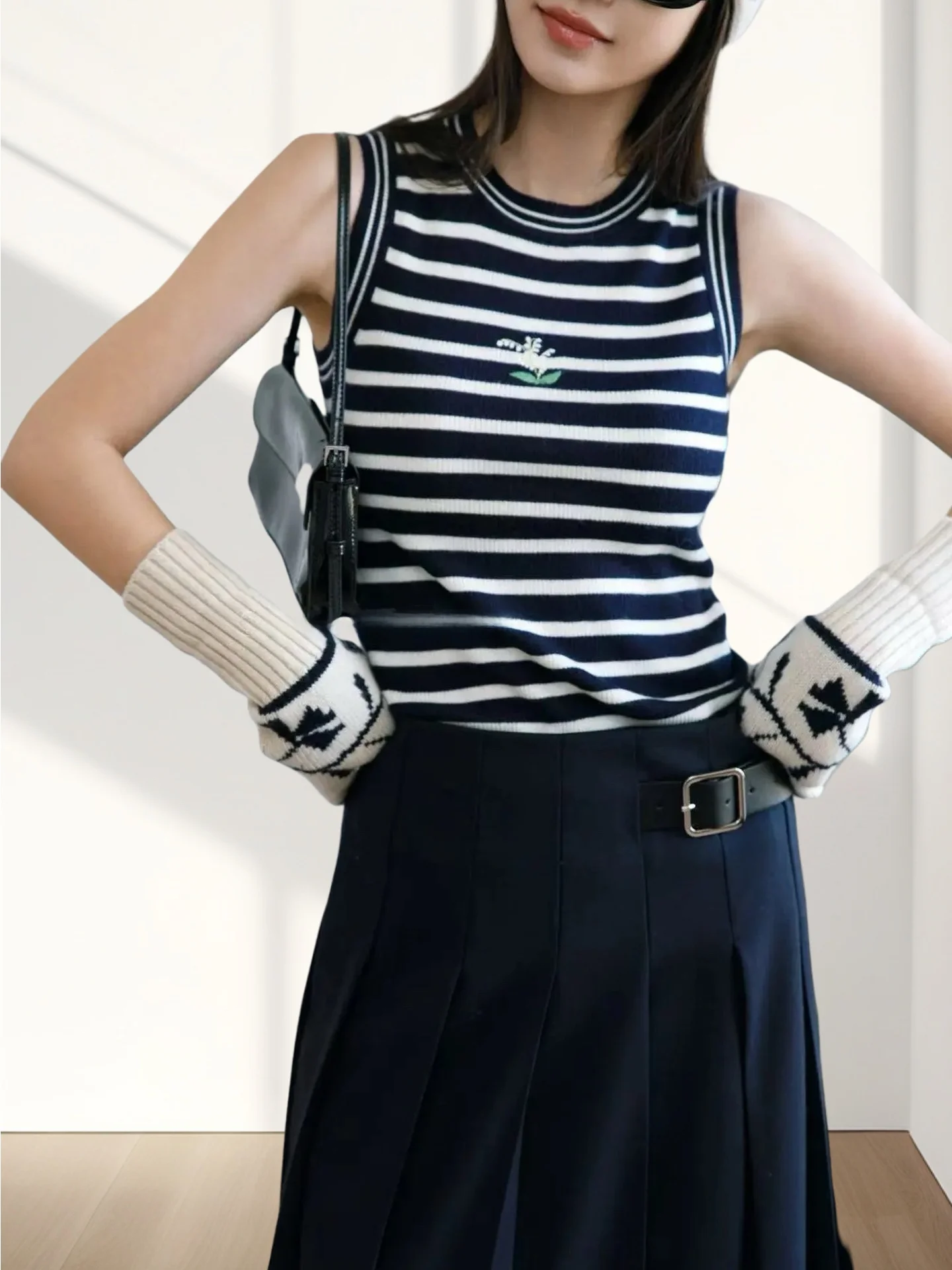 

Women's Slim Fit Camere Vest round Ne Base Layer Tank Top Striped Wide oulder Strap Knitted Wool Sweater Inner Wear