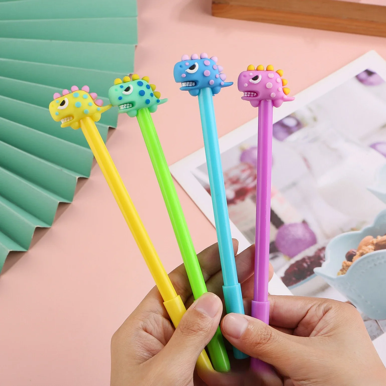 12Pcs Wholesale Creative Spotted Dinosaur Gender Pen, Cute Baring Tooth Dinosaur Student Stationery Signature Pen