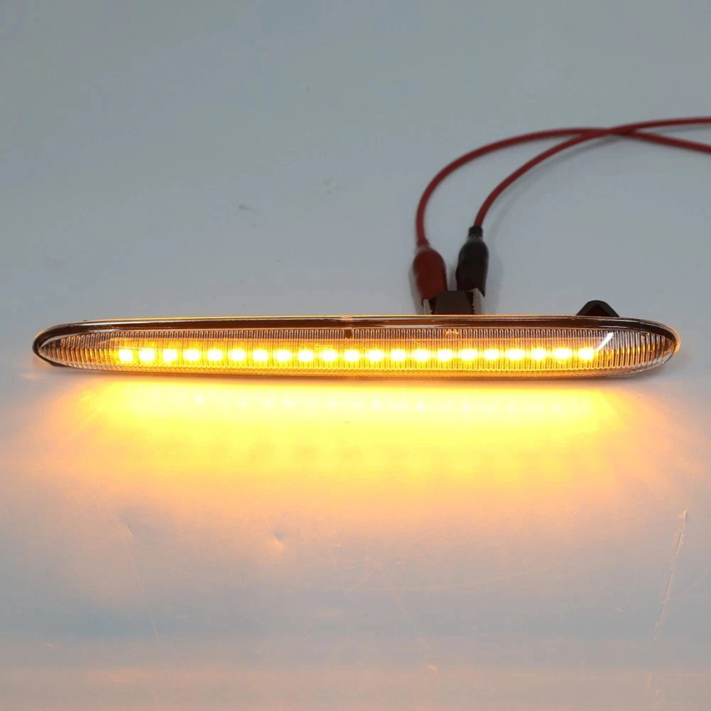 Auto-Zubehör Dynamisches LED-Seitenmarkierungslicht Auto-Nebelscheinwerfer Klares Finish Hohe Zuverlässigkeit OEM-Kompatibel