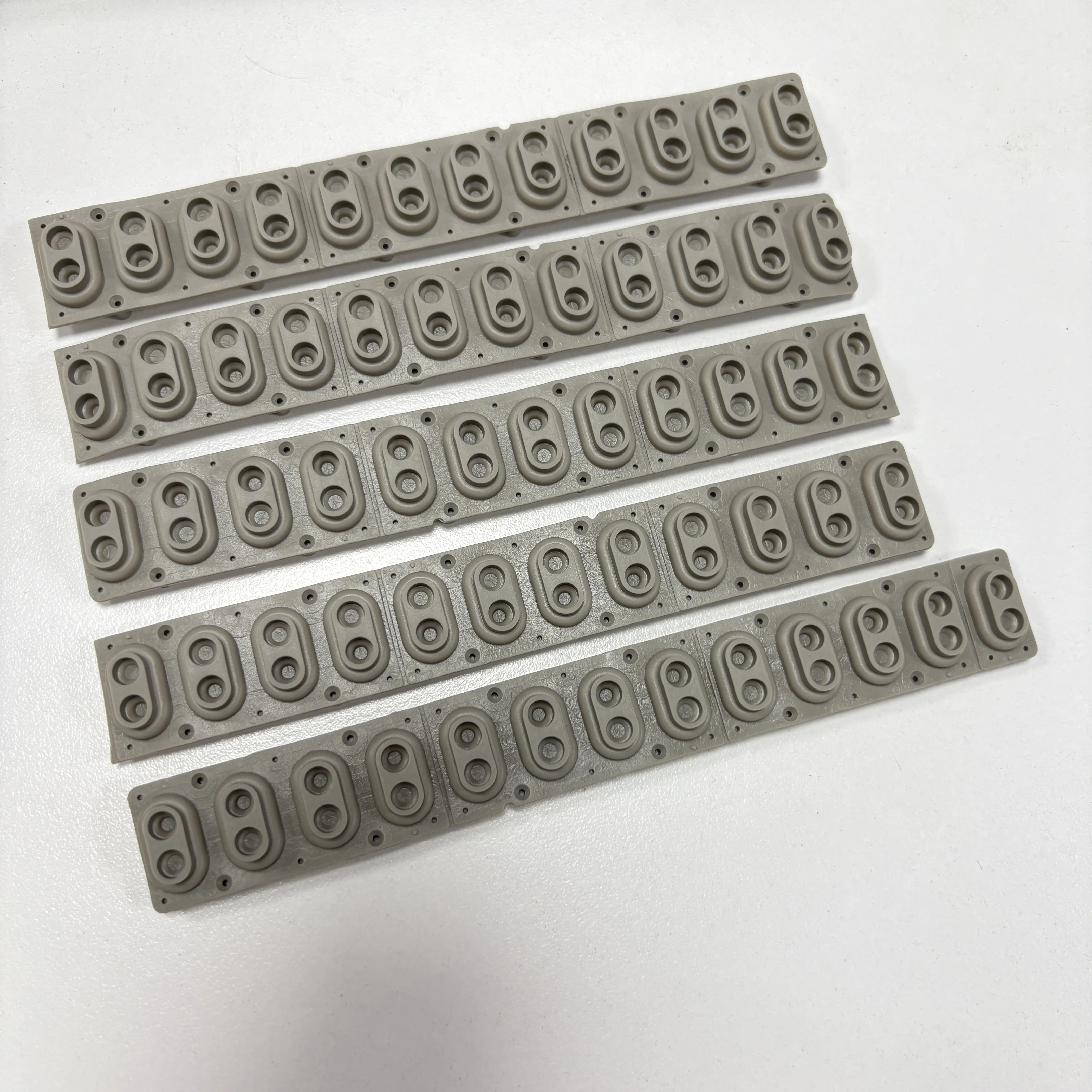 (4pcs12keys 1pcs13keys) Rubber Strip For Roland EP9 JV JX JW50 XP-50 VA7 A37 AX7 PC160 PC180 PC200 G600 E86 E96 FANTOM G8 X8