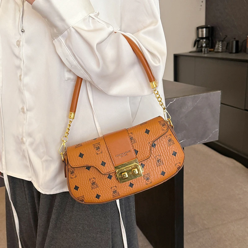 

Chic Leather Tote Bag for Ladies Women's Handbag Classic Elegant Messenger Design From Famous Brand