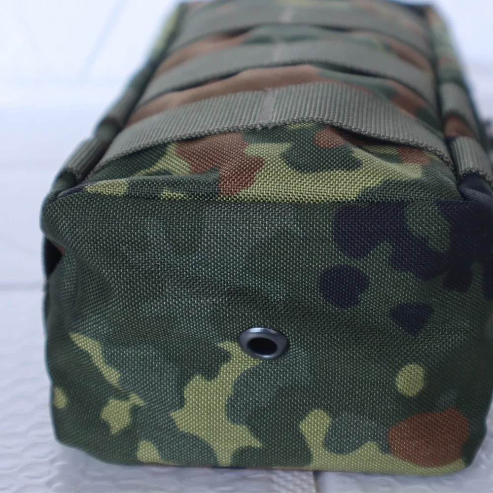 Retro Equipment Bag Multi-functional Large Capacity Outdoor Tactical Green Camouflage Equipment Storage Storage Bag