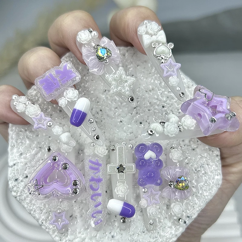 10 قطع Kawaii Y2K لطيف الدب اليدوية الصحافة على الأظافر الأرجواني ثلاثية الأبعاد ستار القلب القوس ارتفع الأظافر وهمية للإزالة قابلة لإعادة الاستخدام