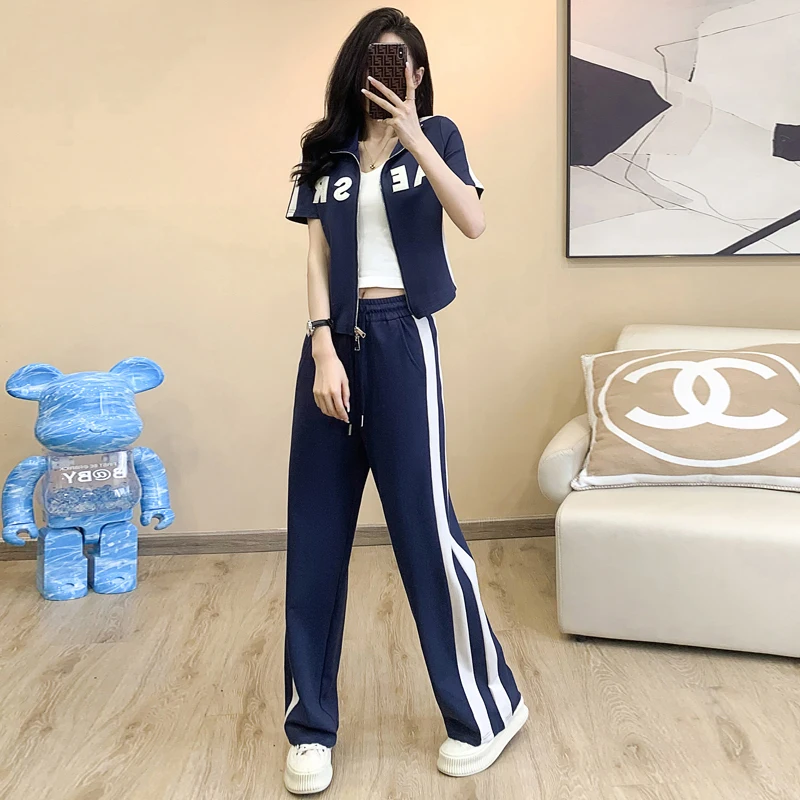 high-Quality Navy Blue High-end Fashion Casual Sports set for Women\'s Summer 2024 new Short Sleeved top and Pants two-Piece set