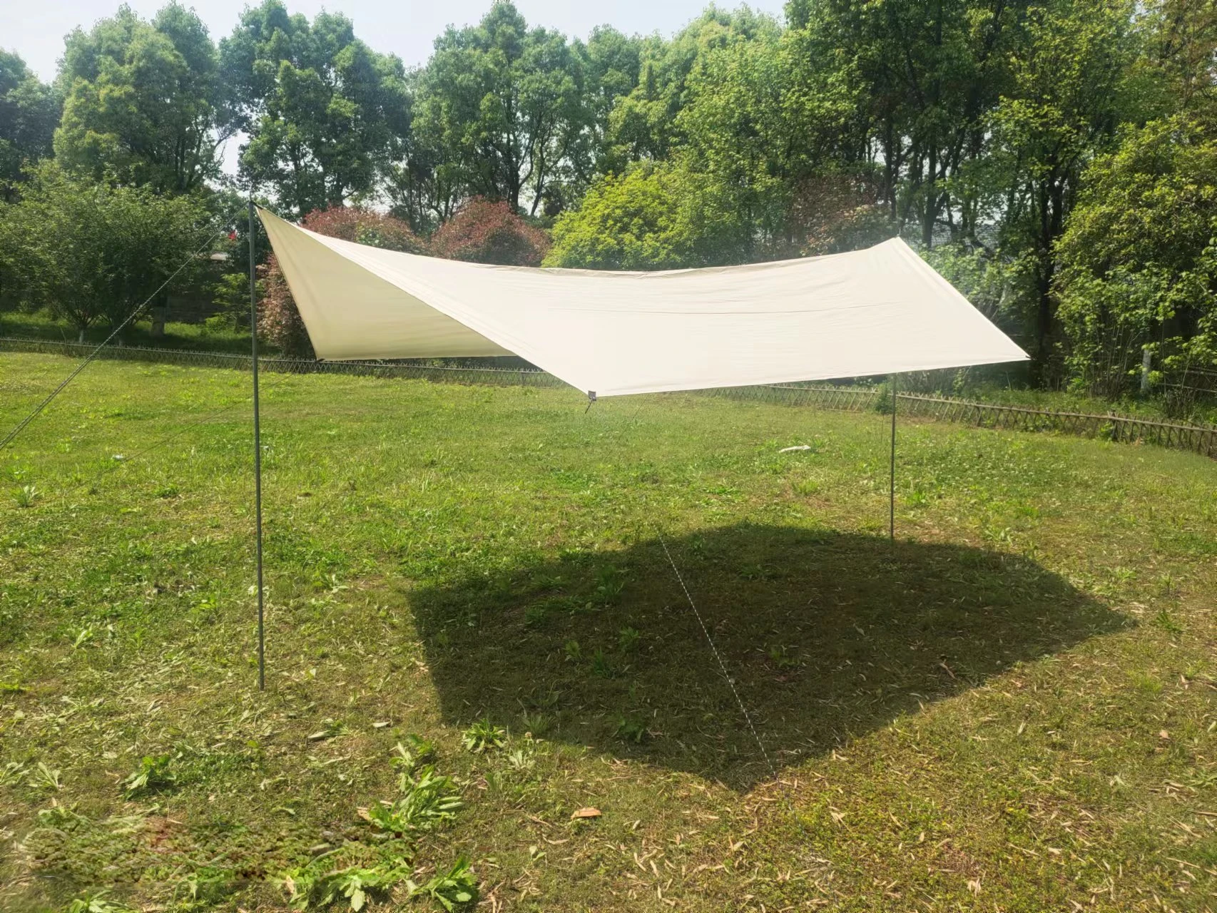 

Outdoor Camping Hexagonal Tent Portable Leisure Multiplayer Beach Tent
