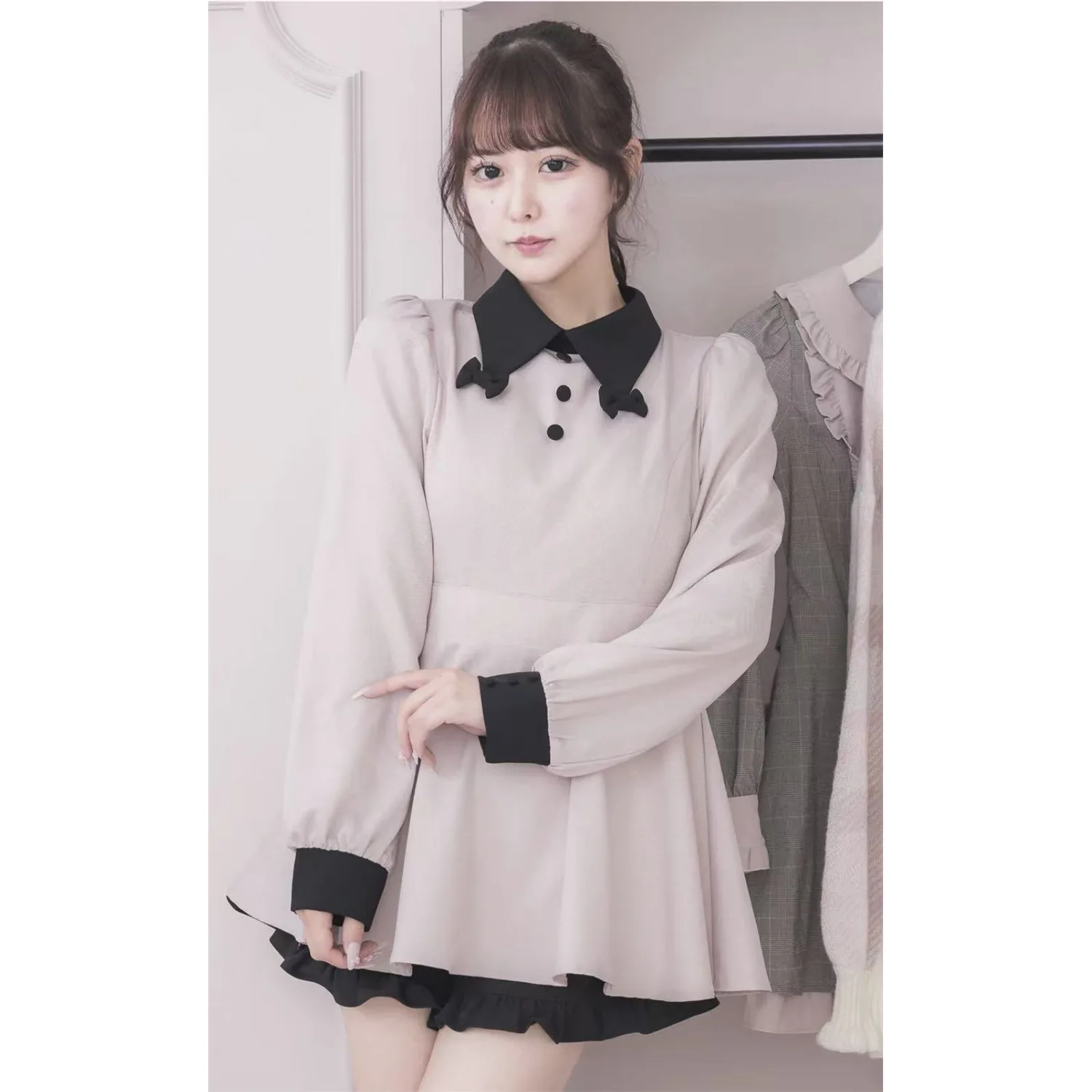 Otoño nuevo 2025 estilo japonés de las mujeres Slim Fit vestido de manga larga y pantalones cortos conjunto niñas dulce elegante Top corto conjunto de 2 piezas