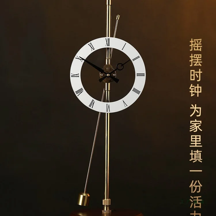 Solid Wood Desk Clock Pendulum Silent Beech Base Desk Clock Vintage Quartz Retro Clocks Luxury Antique Clocks Home Decoration