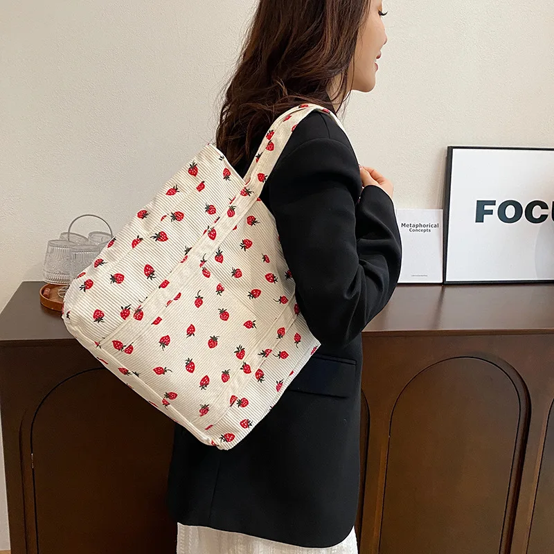 

Large Capacity Tote Bag For Women Canvas Strawberry Printed Handbags Underarm Shoulder Bag Women's Commuting Top-handle Bag