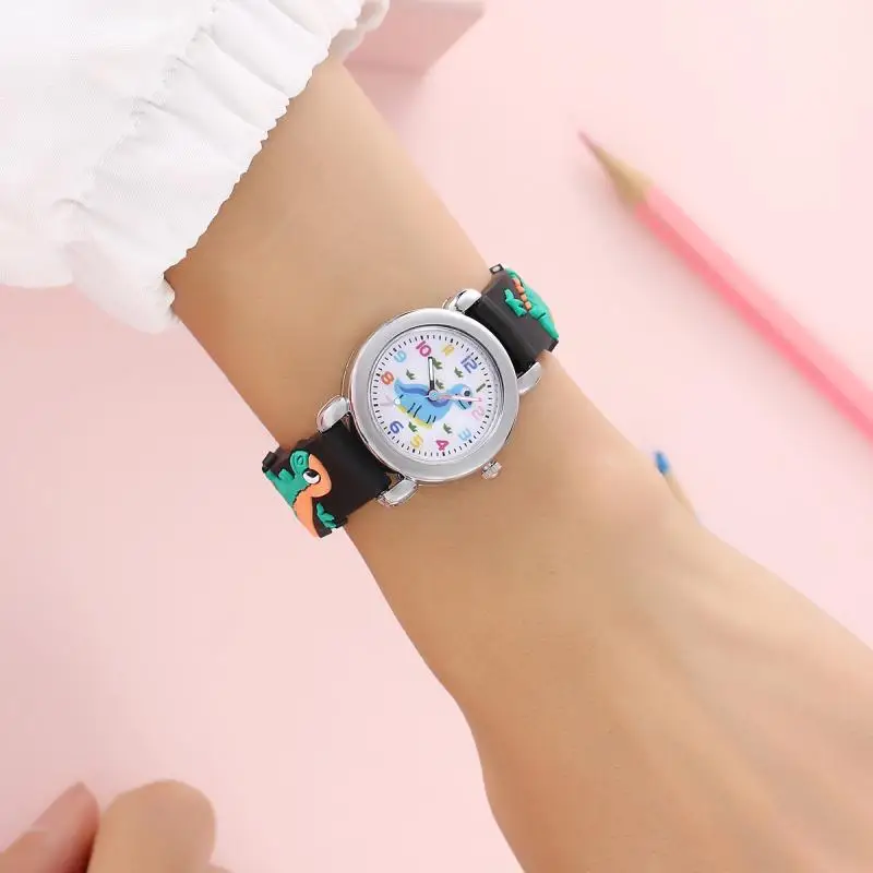 Reloj para niños con correa de patrón de dinosaurio de dibujos animados, pulsera de reloj, juego de caja, adecuado para regalos de Navidad para niños, 1pc, 2PCs