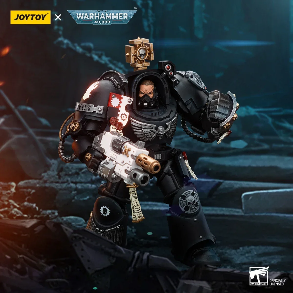 

JOYTOY Warhammer 40k 1/18 Action Figures 14.3cm Iron Hands Captain in Terminator Armour Garage kit Toys In Stock