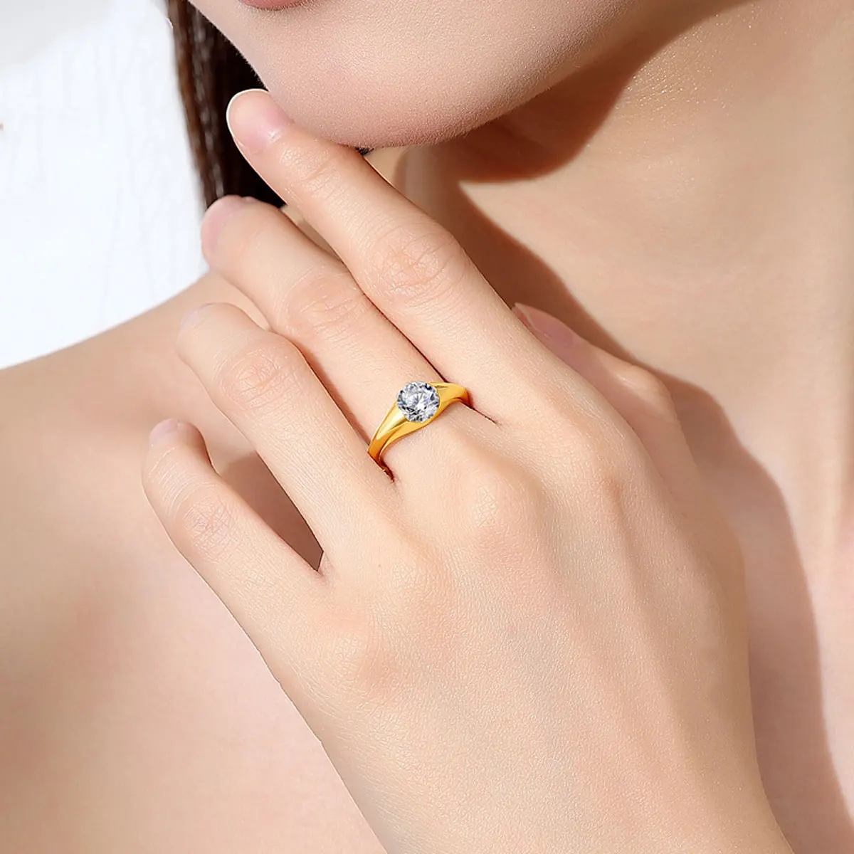 S925 Pure Silver Flowing Back Moissanite Women's Ring, Artistic Old Money Style Old European Cutting Extremely Simple Style Valentine's Day Gift, Unique Jewelry Gift for Festivals/Birthdays/Parties, the Best Gift for Girlfriends