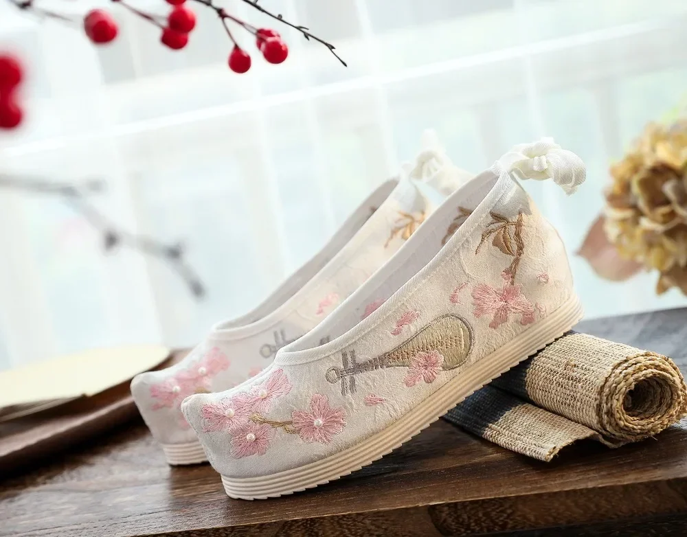 Shoes for Women Fashion Casual Vintage Embroidery Ethnic Style Streetwear Chinese Style Harajuku Hanfu Comfortable Women\'s Shoes