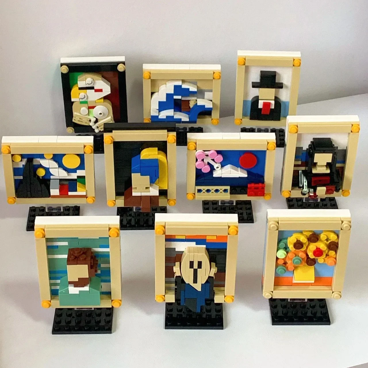 2023 world famous painting art combination to create children\'s educational exercise hands-on ability toy table decoration