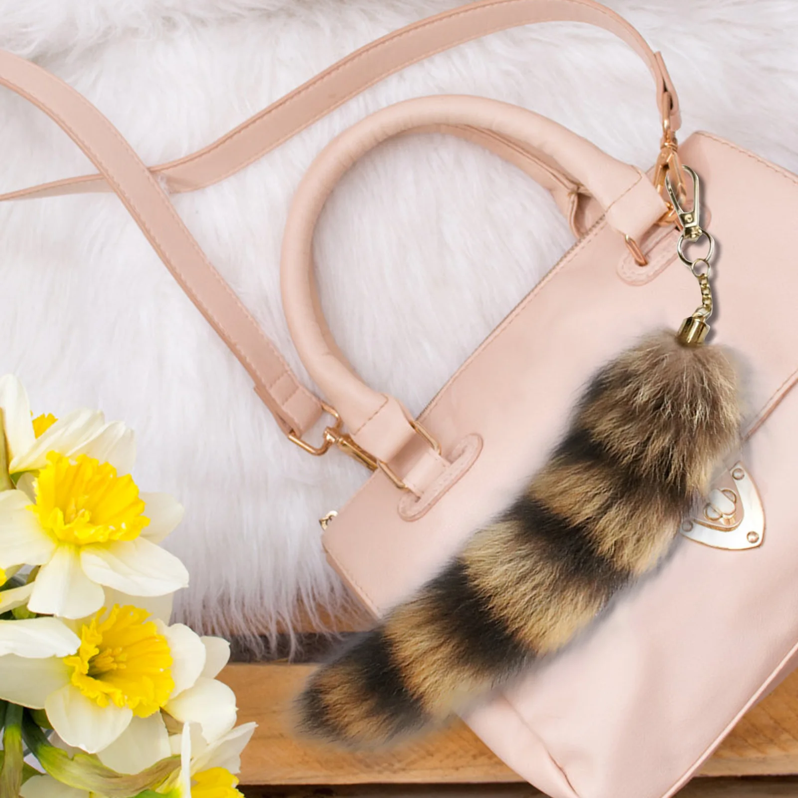 Plush Fur Tail Keychain Soft Fluffy Faux Fur Pendant Cute Bag Charm Decoration For Girls Children Gift 28cm Casual Cute Key Ring image 3