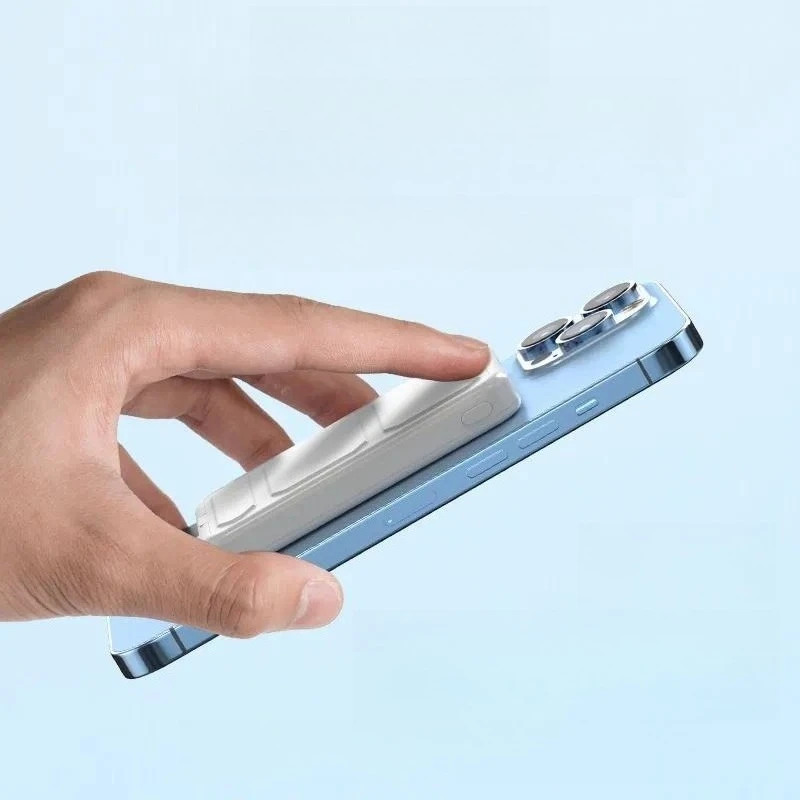 15W Magnetic Wireless Power Bank 10000mAh Large Capacity Portable Charger with Stand Bracket 3C Certified Compact