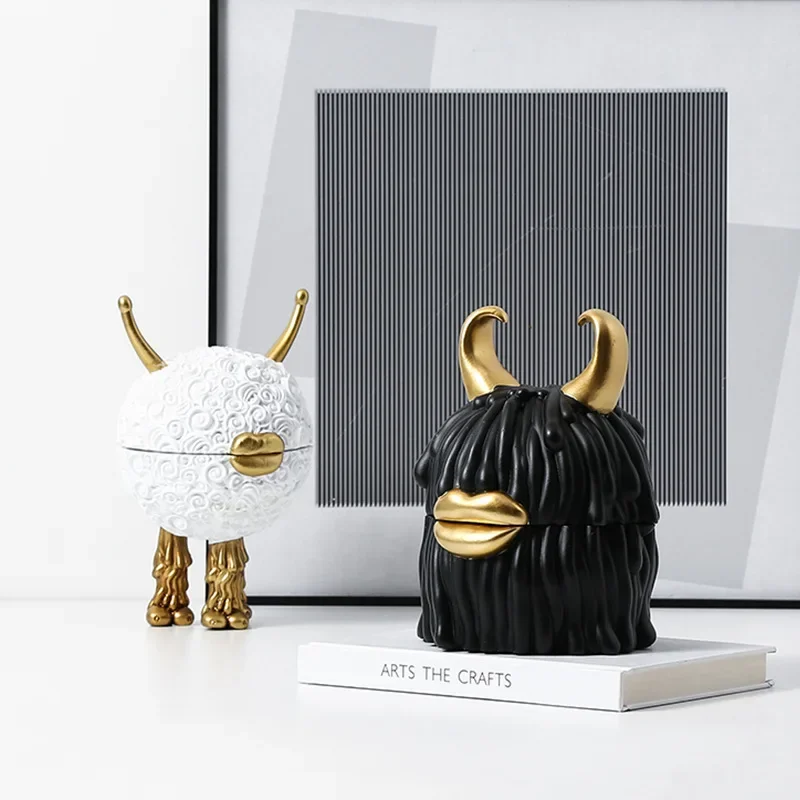Modern Home Furnishing Interesting Monster Modeling Decoration Storage Tank New Resin Decoration for TV Cabinet In Model Room
