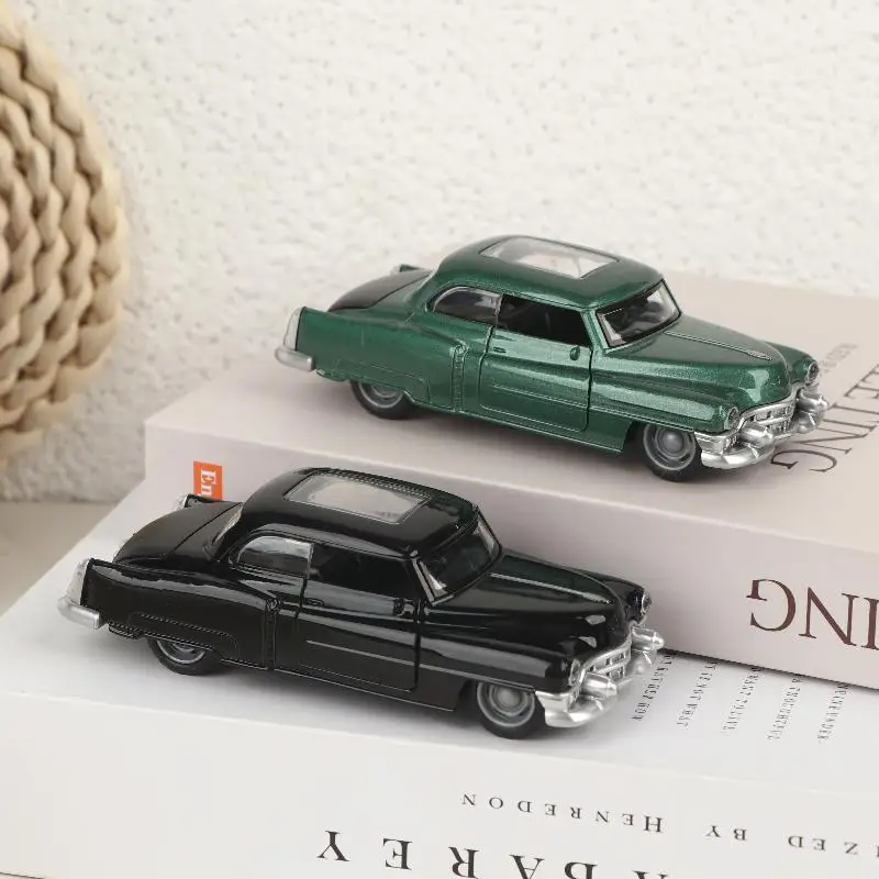 

Масштабная модель автомобиля 1:36 из сплава, реалистичная, ретро, с откатным механизмом, литая металлическая игрушка, украшение для рабочего стола, декор для дома и офиса