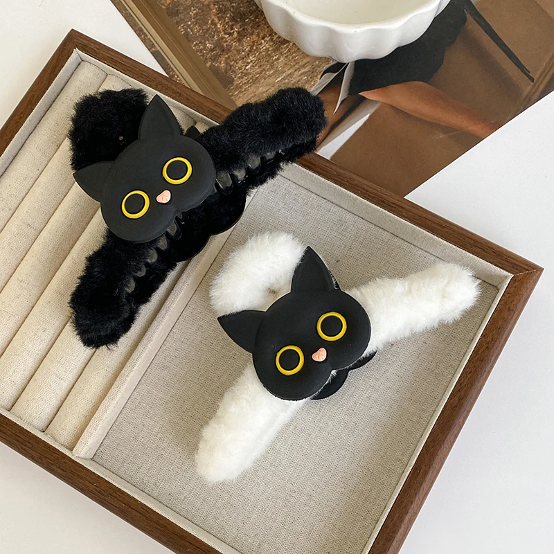 

Cute Black Cat Furry Hair Clip Women Hair on the Back of the Head Crab Claw Clip Girl Hairpin Winter Hair Accessories