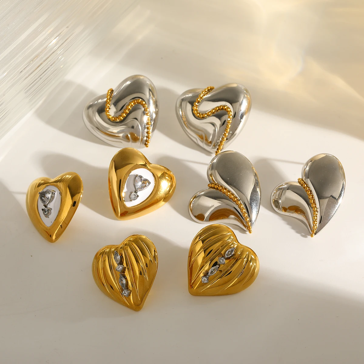 

Fashion Two Tone Women's Earrings 18K Gold Plated Stainless Steel Zircon Love Heart Stud Earrings Trendy Romantic Jewelry Gifts