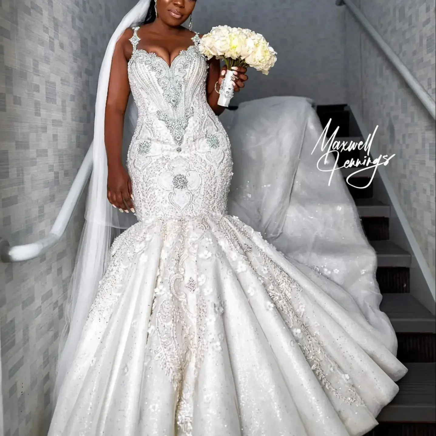 تخصيص السباغيتي حزام تسلق بلورات الخرز حورية البحر فستان الزفاف Vestidos De Novia الأفريقي حجم كبير فستان الزفاف