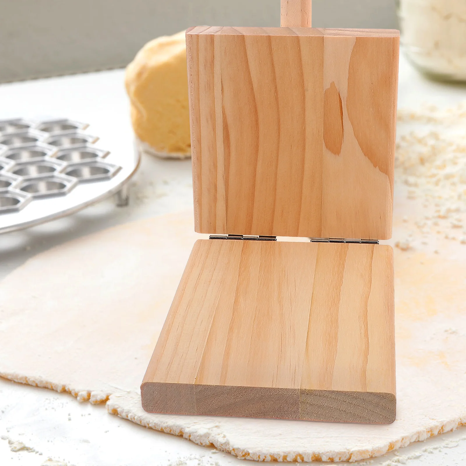 

Dumpling Wrapper Maker Presser Reusable Dough Press Portable Handheld Kitchen Tool Convenience Fun Wood Dumpling Press