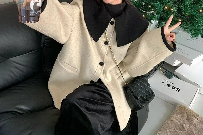 معطف صوف قصير بياقة الدمية وكتلة الألوان للنساء لربيع 2025، قمة الموضة الجديدة متعددة الاستخدامات