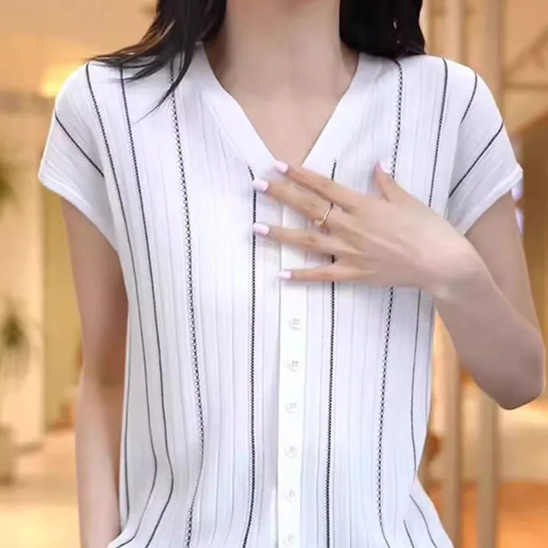 

Женская одежда, кардиган во французском стиле, летние полосатые трикотажные футболки большого размера с короткими рукавами, женские универсальные топы с v-образным вырезом