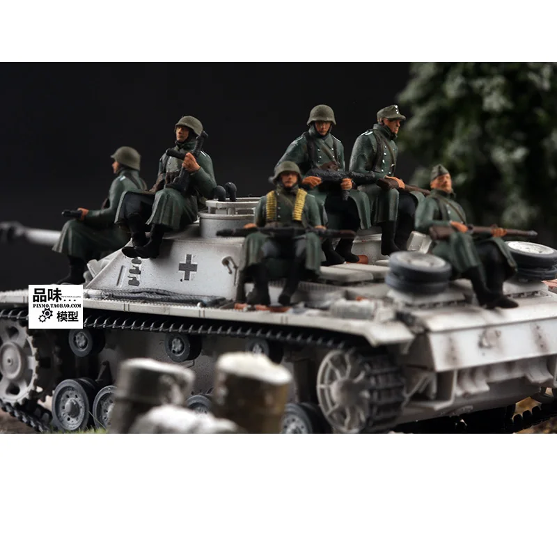 1/72 Actiefiguren Duitse leger Sneeuw Winter Auto met 6 soldaten Set Model Creatieve scène Poppen Speelgoed Display