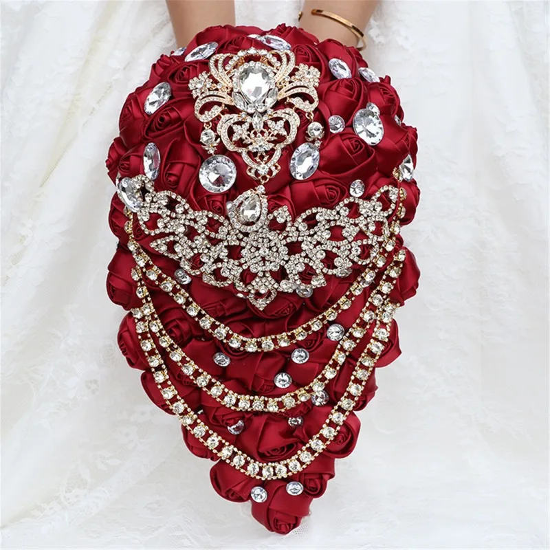 

Свадебный букет с кисточками PE Роза Стразы Подружка невесты Групповая вечеринка Свадебный церковный букет-водопад W330G