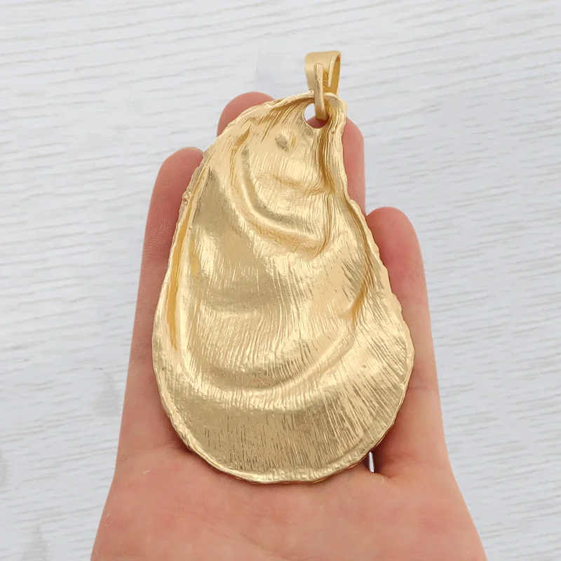 1 x Matte Gold Tribal Fashion Shell Shape Large Chic Charm Pendant For DIY Bohemia Necklace Jewelley Making Accessories