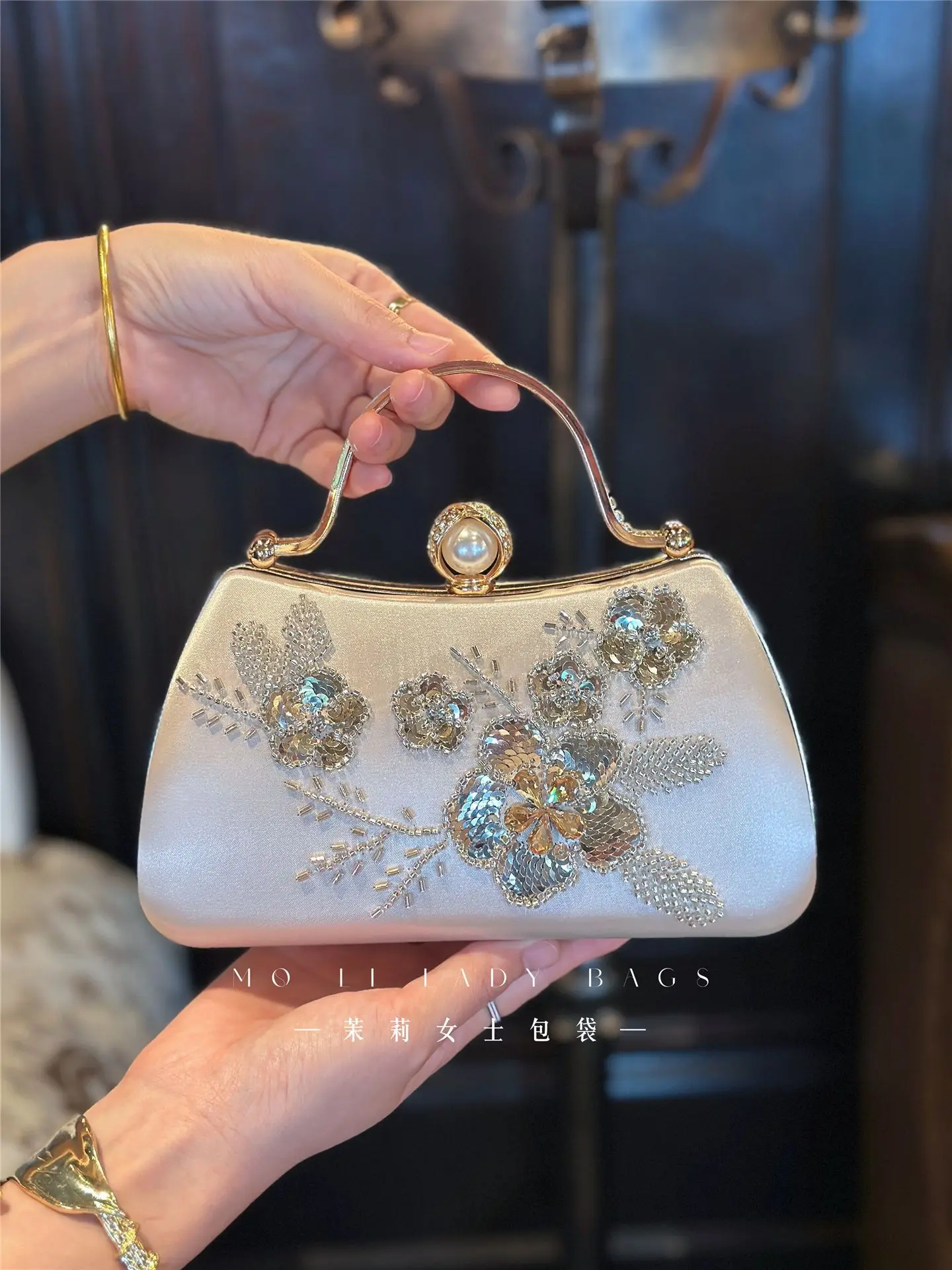 New Chinese Style Hand Beaded Evening Clutch Bag, Oriental Floral Sequin Embroidery Pearl Lock Handbag, Cheongsam Wedding Banque