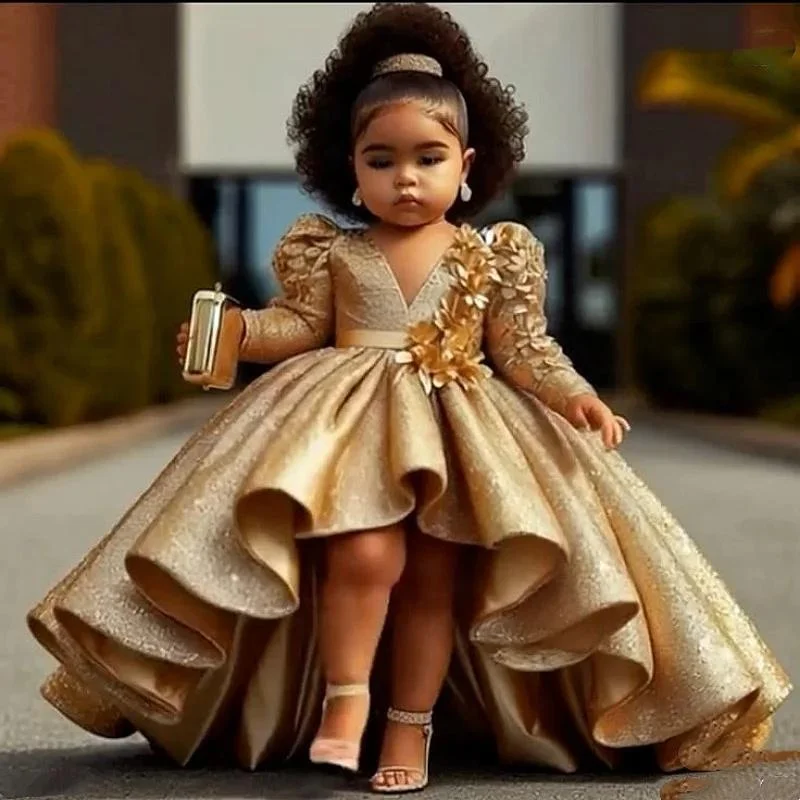 Custom Luxury Dress Flower Girl Wedding Gown Pageant Gold V Neck Puff Floral Glitter Satin Train Kid Luxe Birthdays Guest Gow