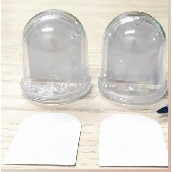 #10 Latest Snow Globes Offers