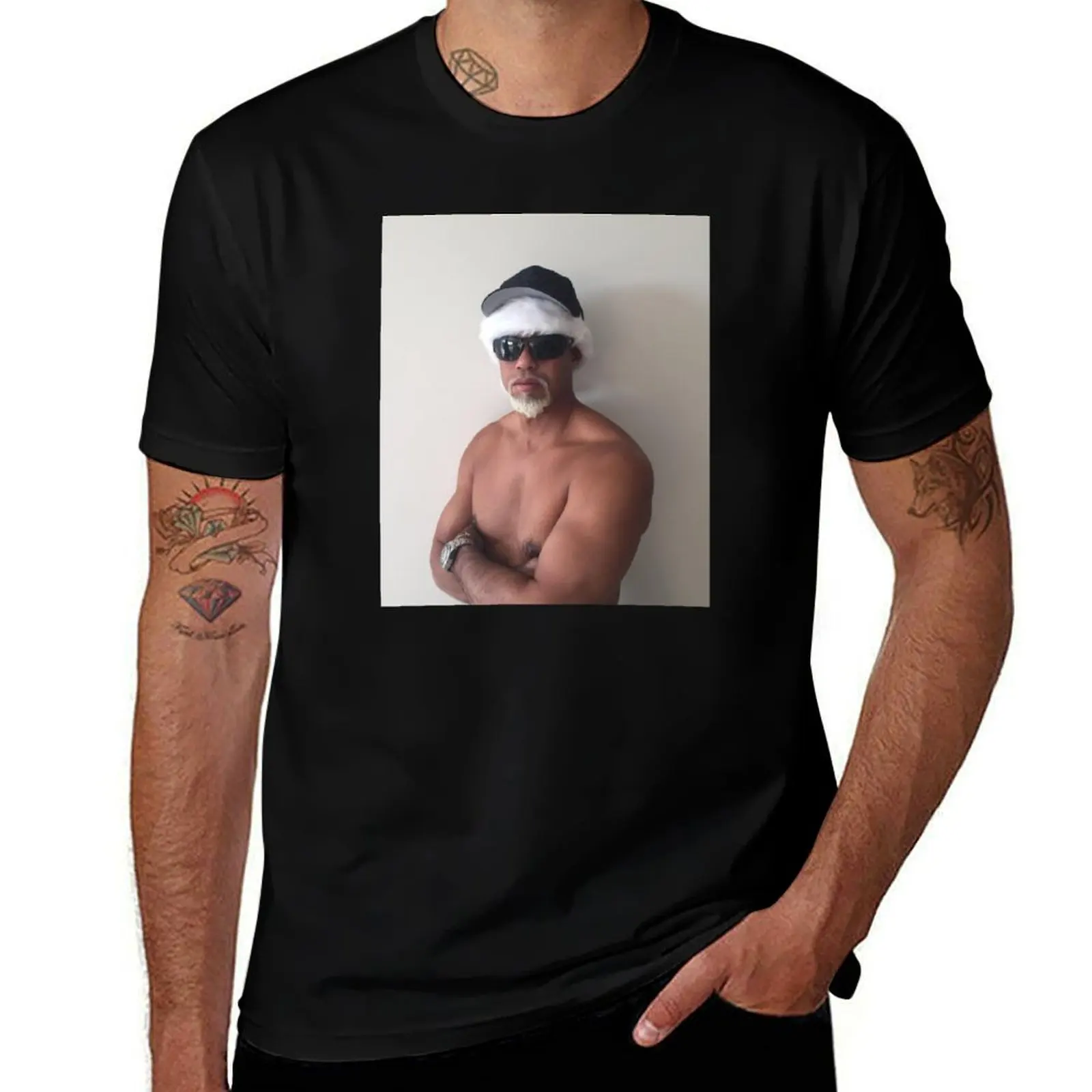 Tiger Claus T-Shirt Big and Tall Gym T-Shirt