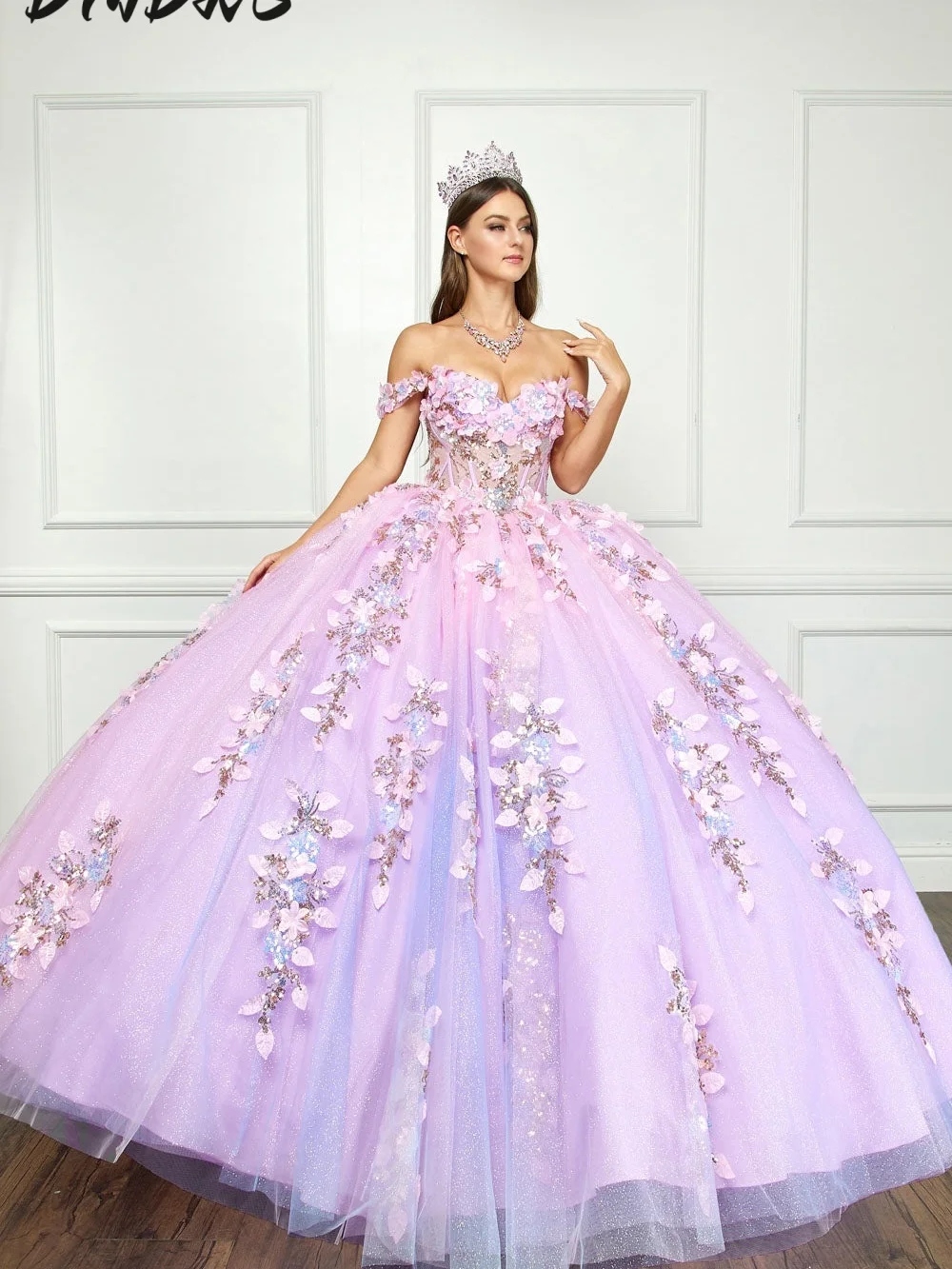 

Luxurious Off-shoulder Quinceanera Dress 2025 Elegant 3D Flower Party Dress Shiny Sleeveless Strapless Party Gown 16 Customized