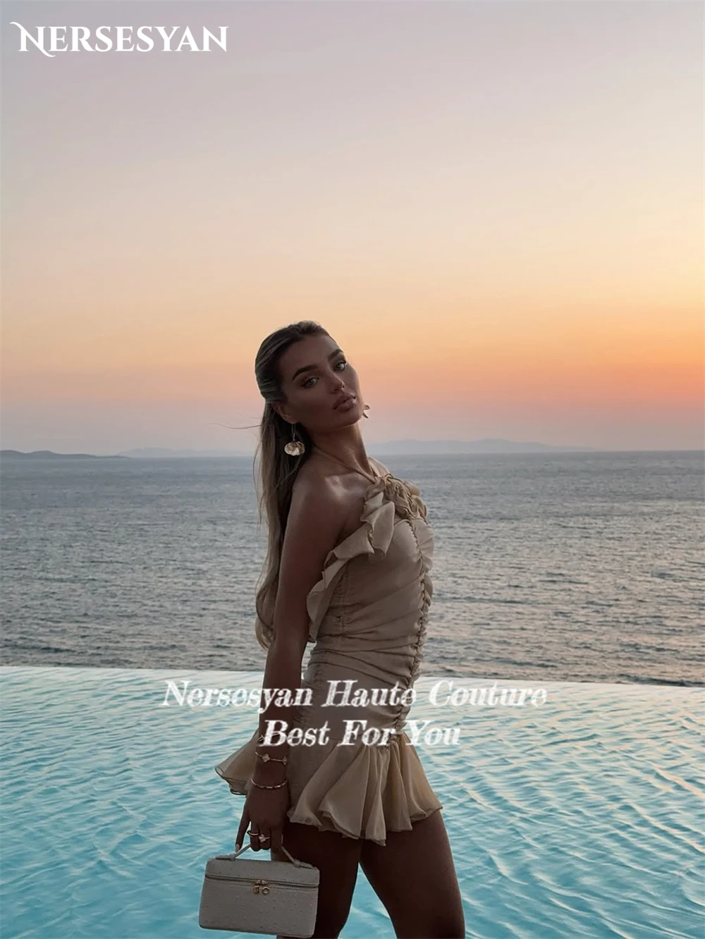 Nersesyan Sexy Champagne robes de bal licou 3D fleurs hors épaule Mini robe d'invité retour robes de fête d'anniversaire personnalisé