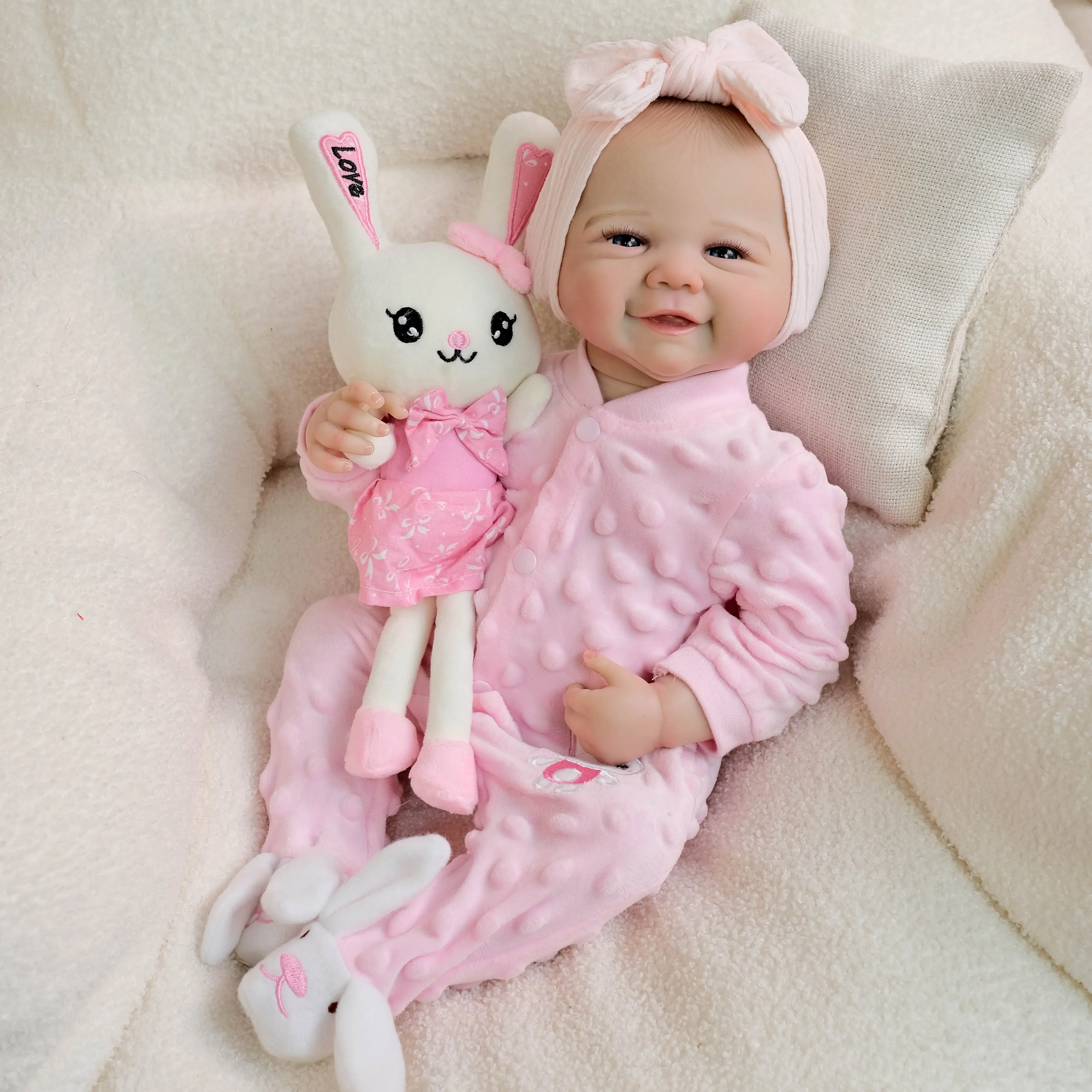 Muñeca realista realista de cuerpo completo Vivienne hecha a mano con piel 3D pintura de múltiples capas con pelo dibujado a mano regalo de alta calidad