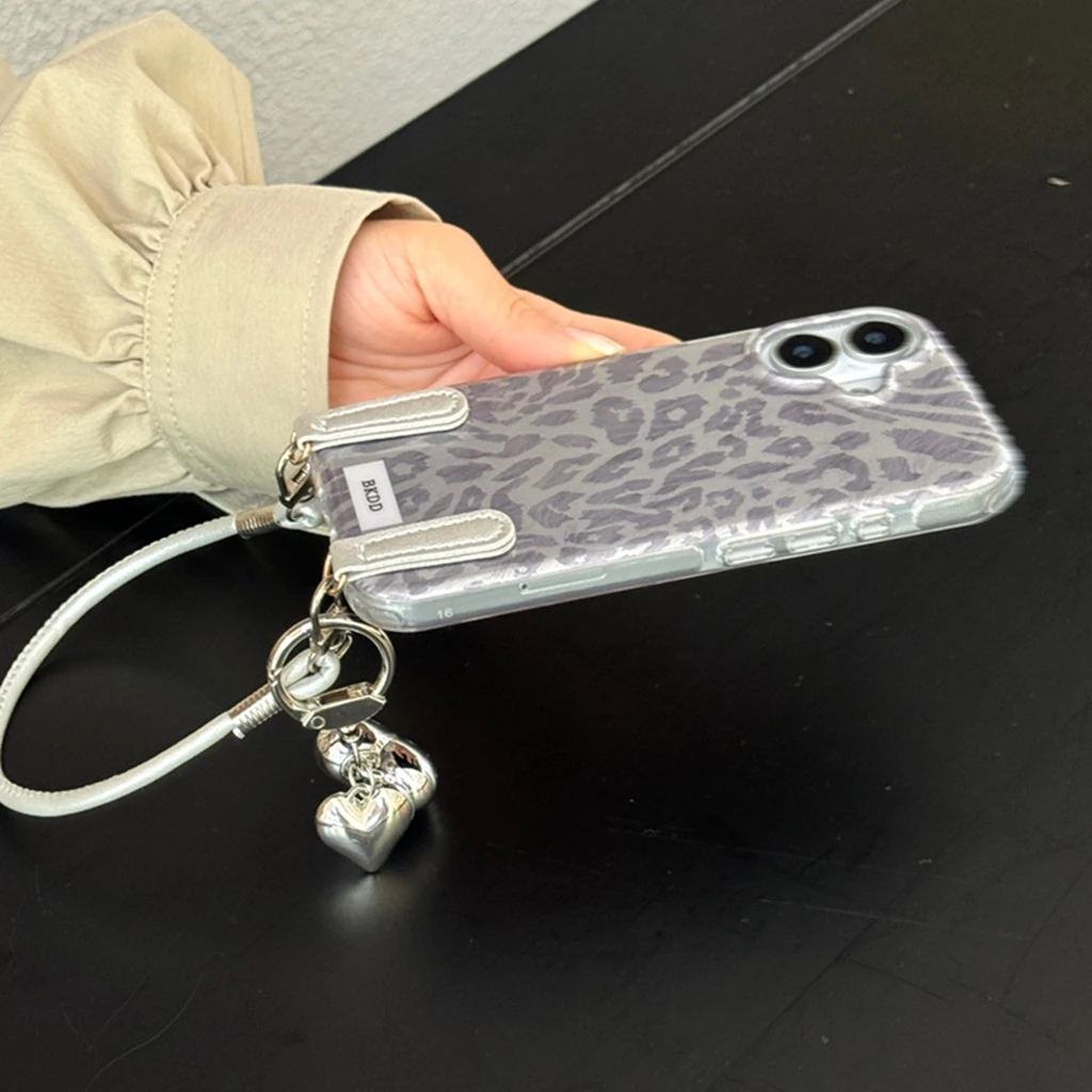 Custodia per telefono antiurto con cordino d'amore con stampa leopardata grigio argento placcato di lusso alla moda per iPhone 16 15 14 Pro Max