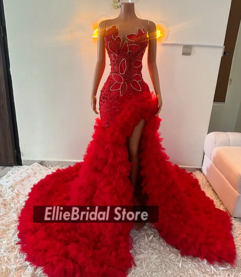 Abiti da sera rossi di lusso Perle Sweetheart Sirena Abiti da festa di nozze Dubai Abito da ballo di fidanzamento 2025 Personalizzato