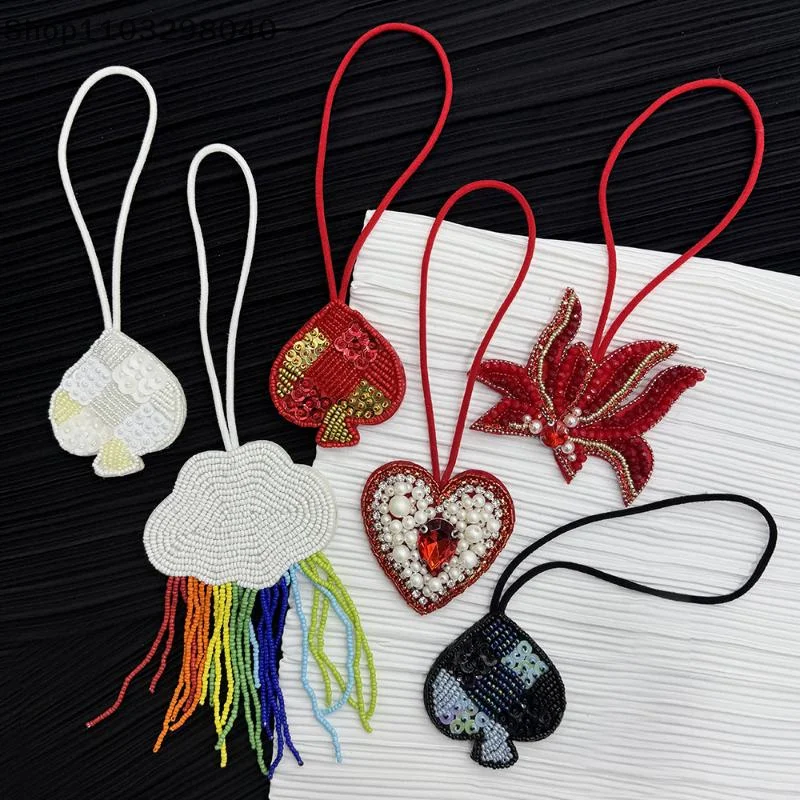 

Сердце из бисера со стразами, кленовые листья, кисточка, подвесная веревка с радужным облаком, нашивки, украшения для сумок, аппликация на ремешке