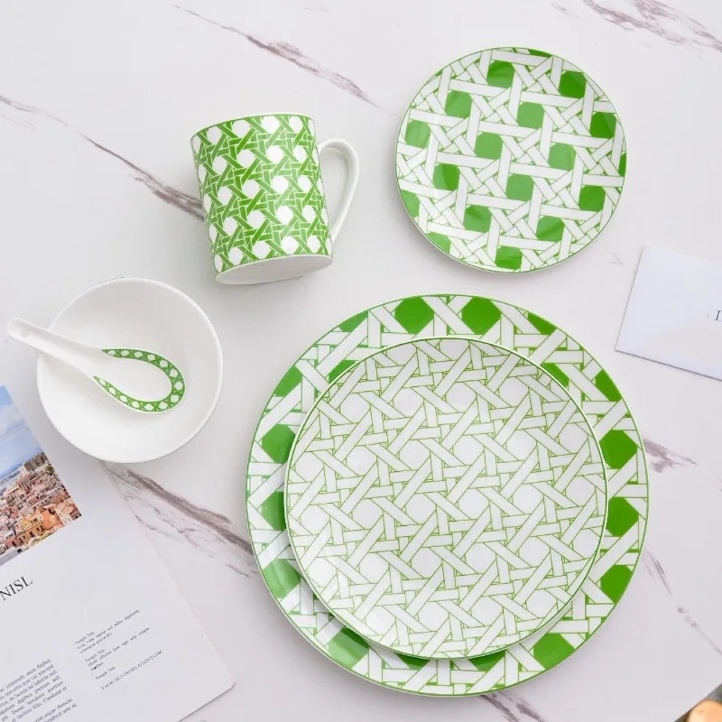 European Style Green Grid Bone China Dining Plate Set, Couple Tableware Set, High-end Household Kitchen Supplies Dinnerware Set